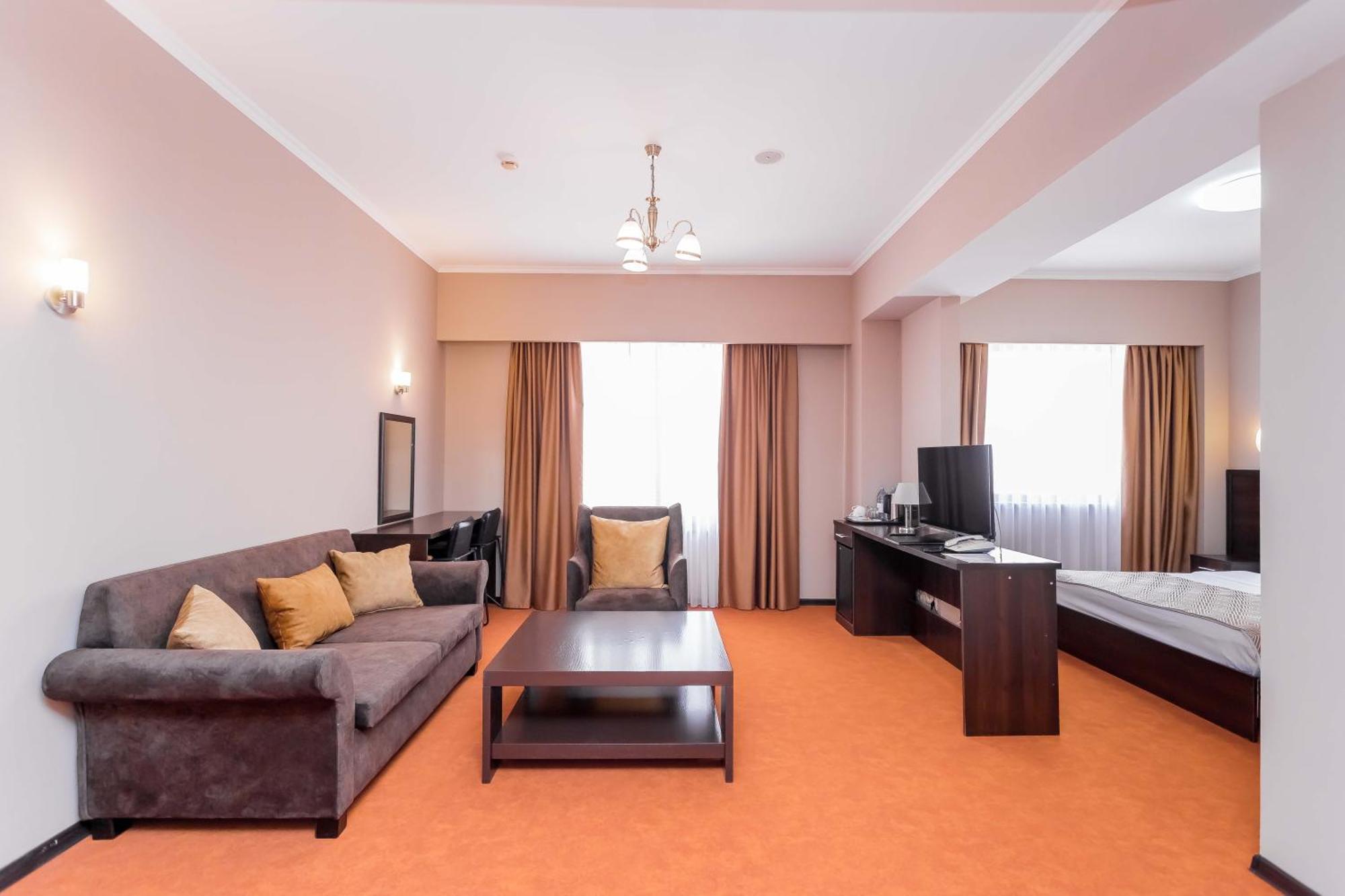 Western Atakent Park Hotel Almaty
