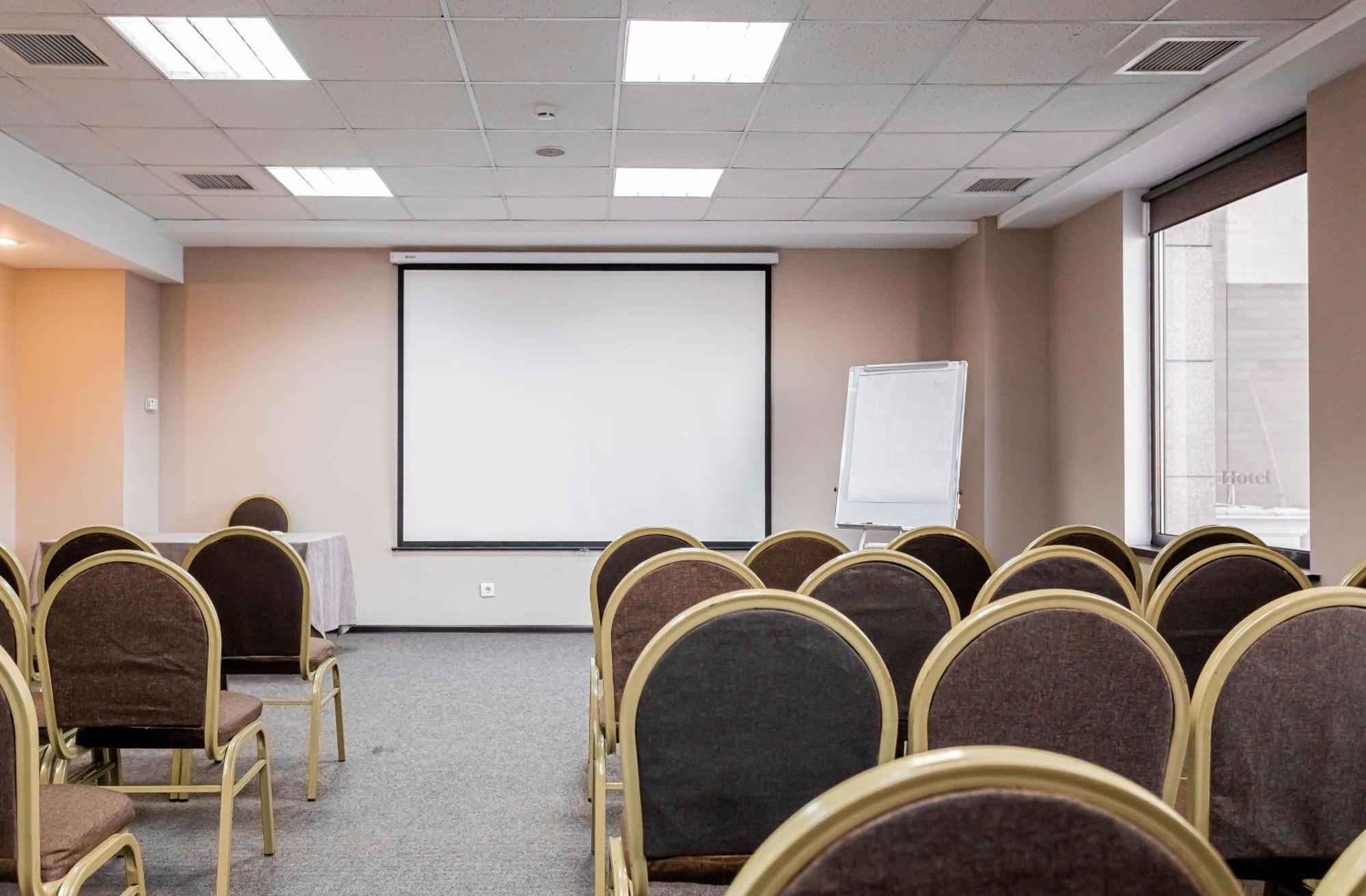Western Atakent Park Hotel Almaty