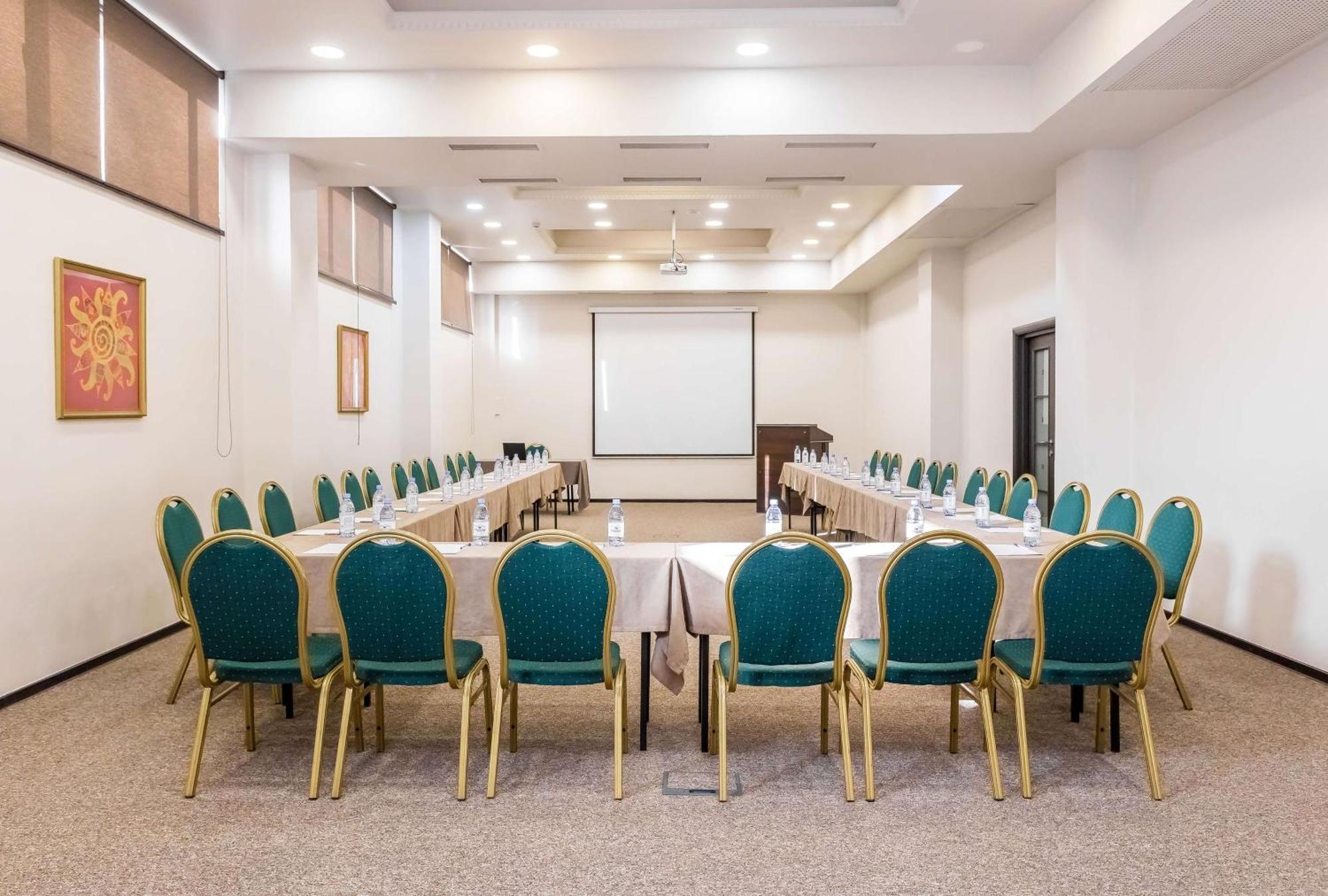 Western Atakent Park Hotel 4*