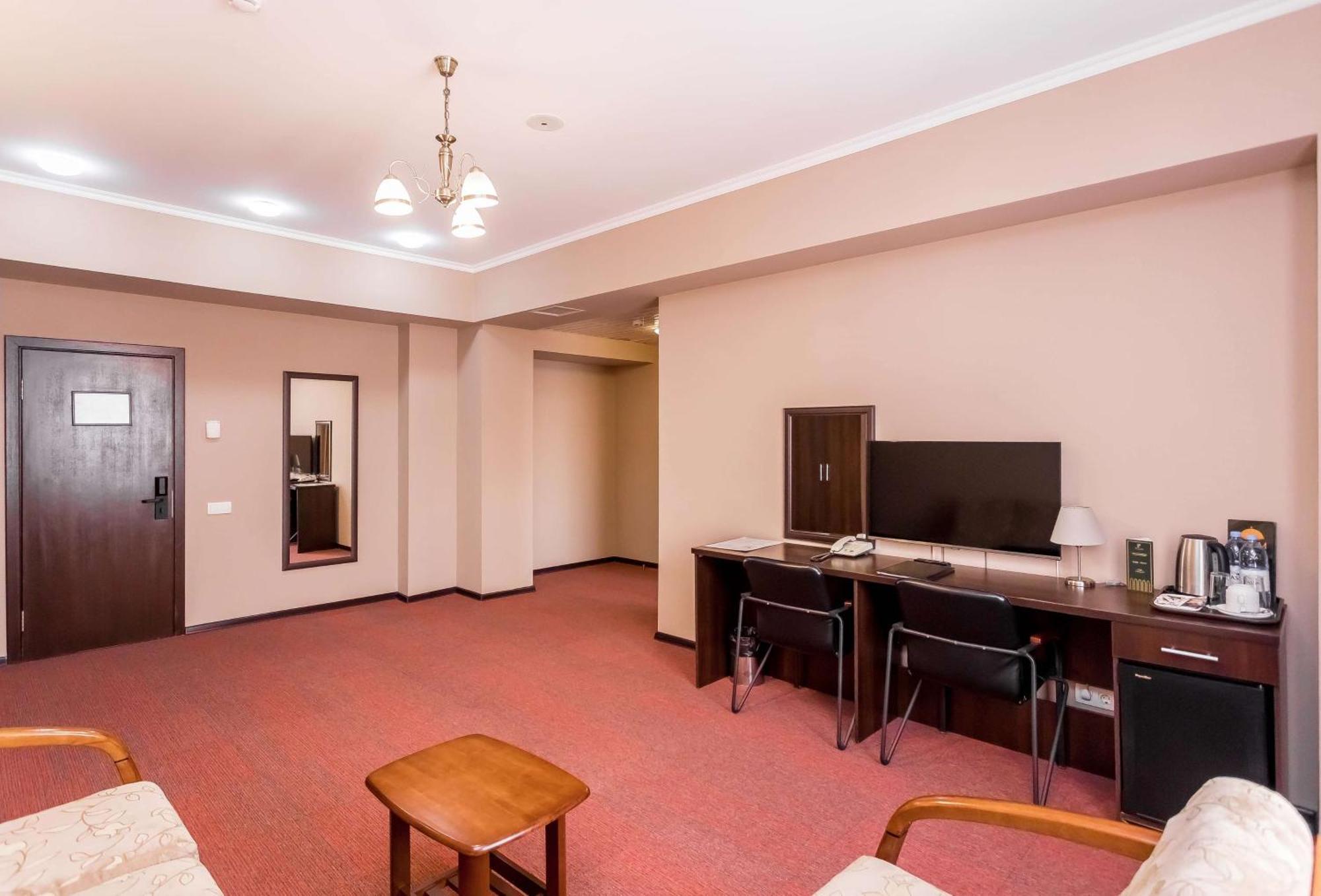 Western Atakent Park Hotel 4*